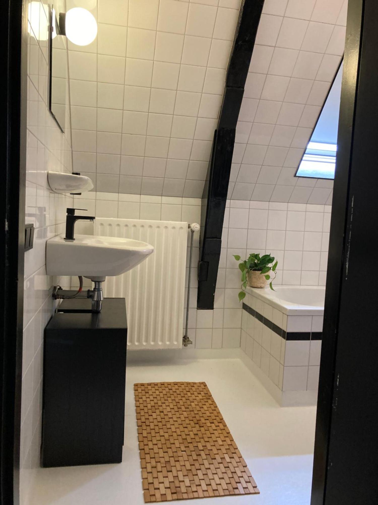 Elegant Appartement In Pakhuis Friesland Centrum Leeuwarden Buitenkant foto