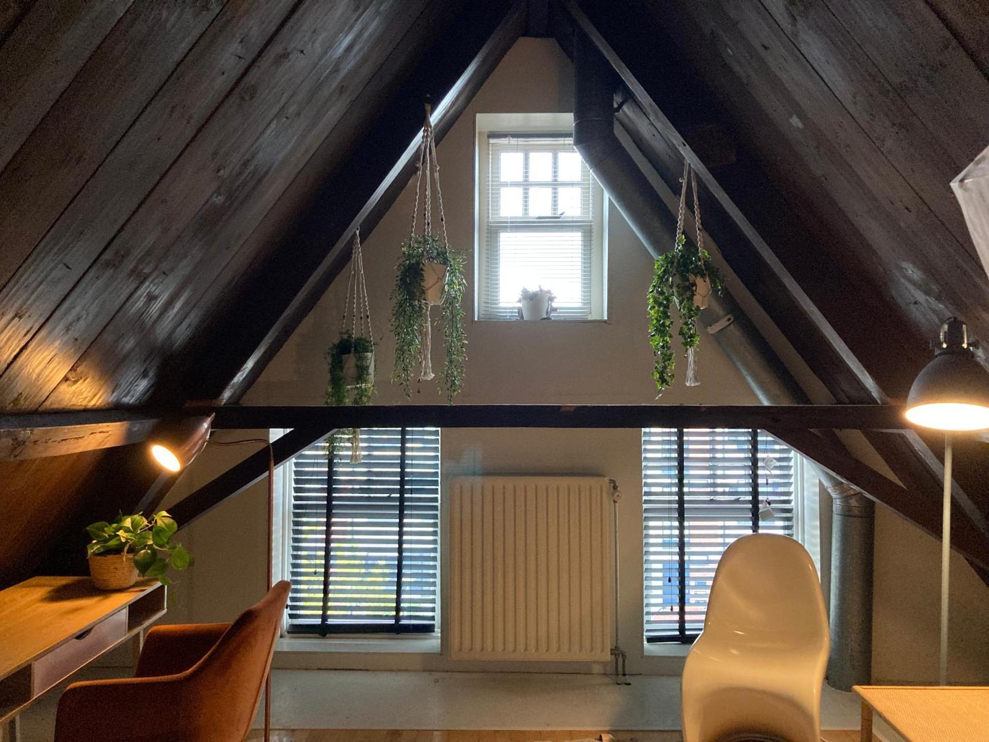 Elegant Appartement In Pakhuis Friesland Centrum Leeuwarden Buitenkant foto